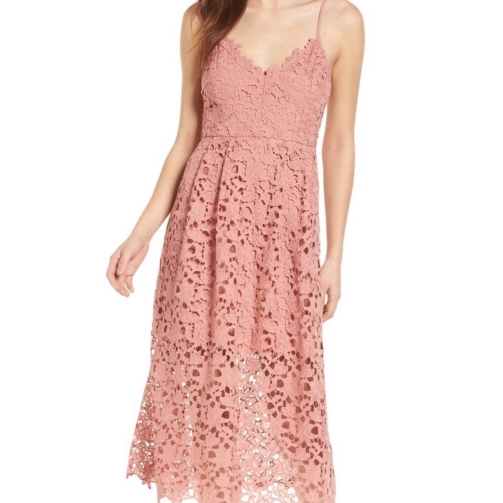 ASTR Lace Midi dress